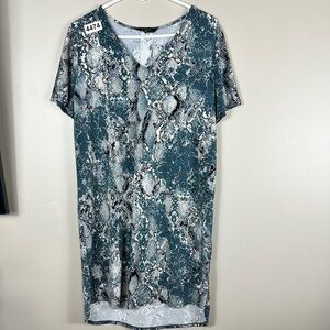 Christian sirlana large midi dress 20 p2p 34-1/2 front 37-1/2 back high low
